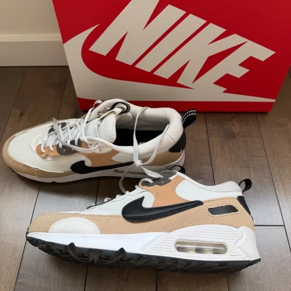 NIKE AIR MAX 90 FUTURA - Size 9.5 Womens - Phanton/Black-Hemp-Sanddrift - Picture 2 of 9
